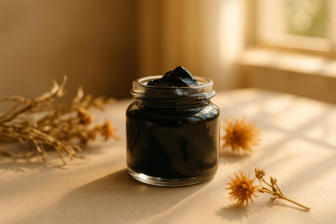Shilajit pour femmes : 7 bienfaits hormonaux, peau et fertilité - études 2026 - Purvival
