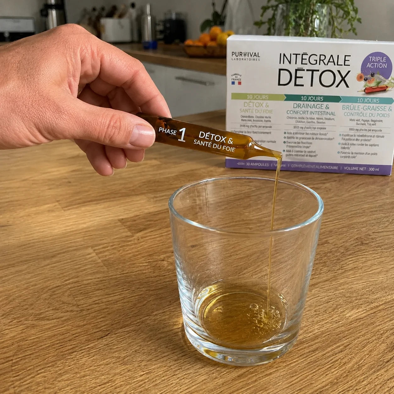 Une dose d'Intégrale Détox dans un verre d'eau