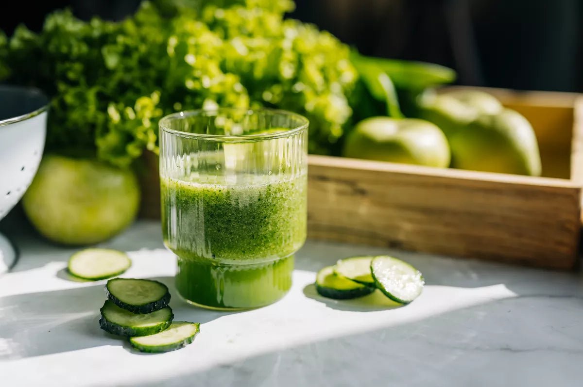 Jus vert détox au céleri, concombre et persil